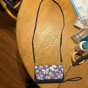 - crossbody purse and wallet